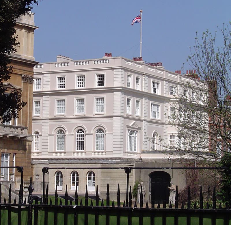 Clarence House — Wikimedia Commons