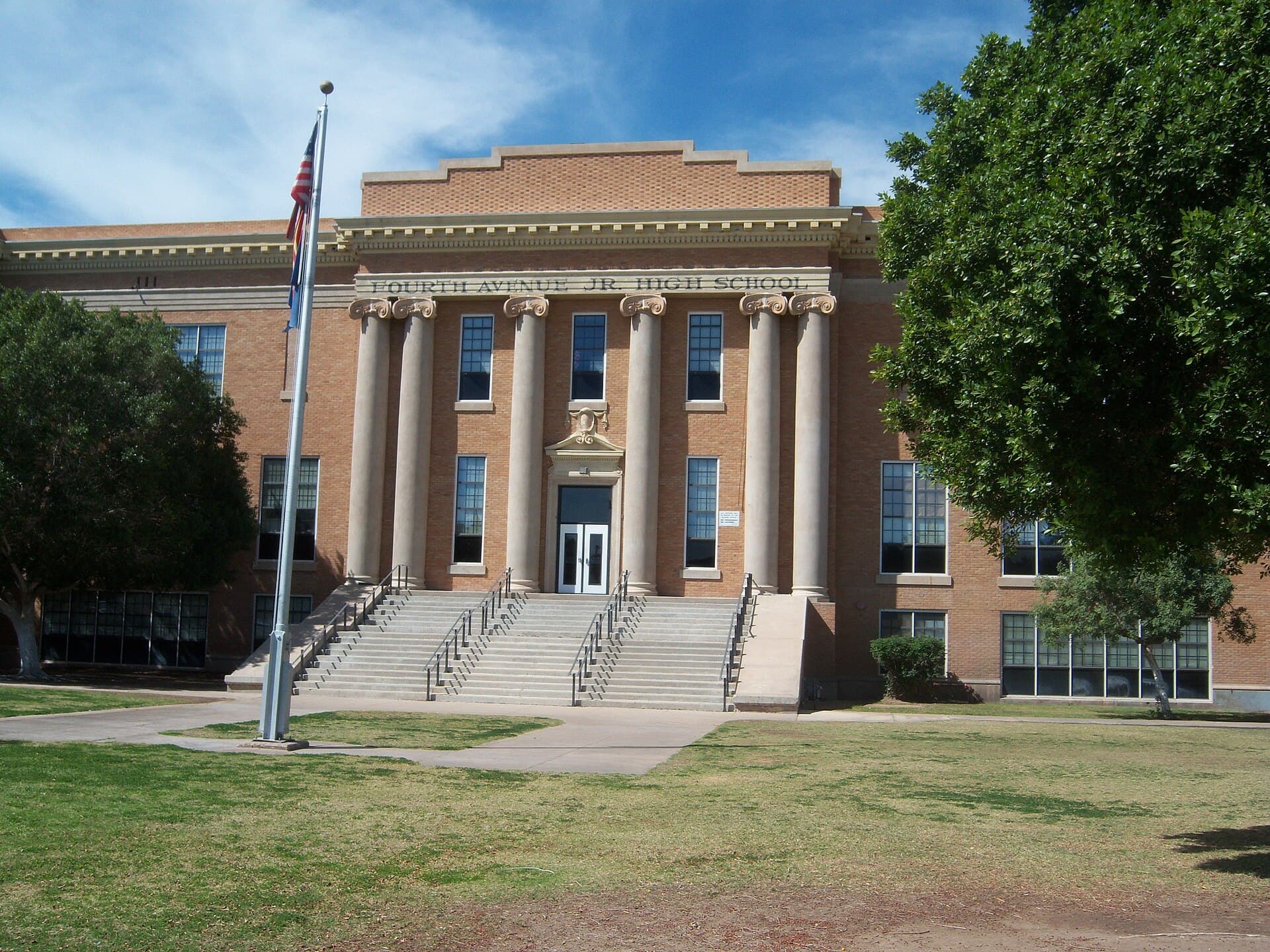 Yuma High School — Wikimedia Commons
