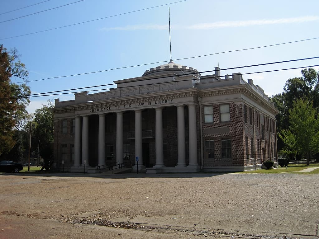 Quitman County Courthouse — Wikimedia Commons