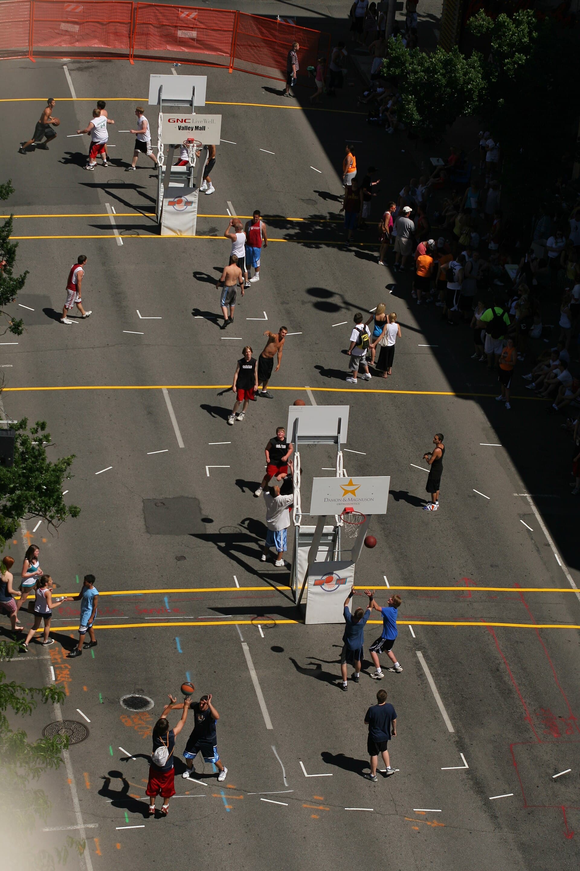 Hoopfest — Wikimedia Commons