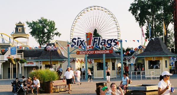 Kentucky Kingdom — Wikimedia Commons