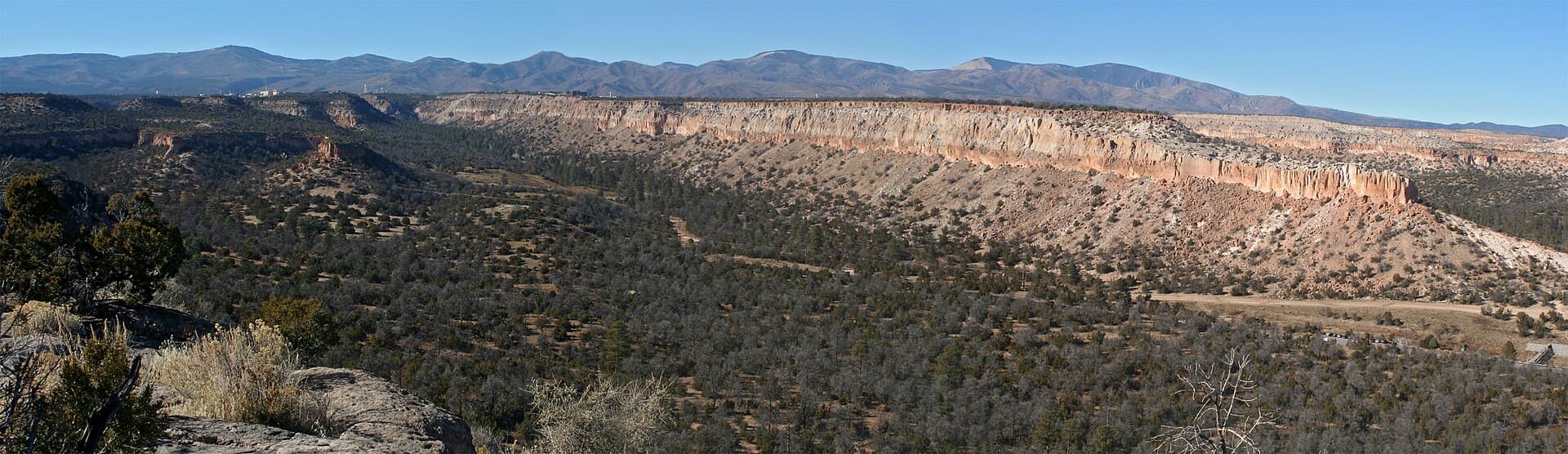Bandelier National Monument — Wikimedia Commons