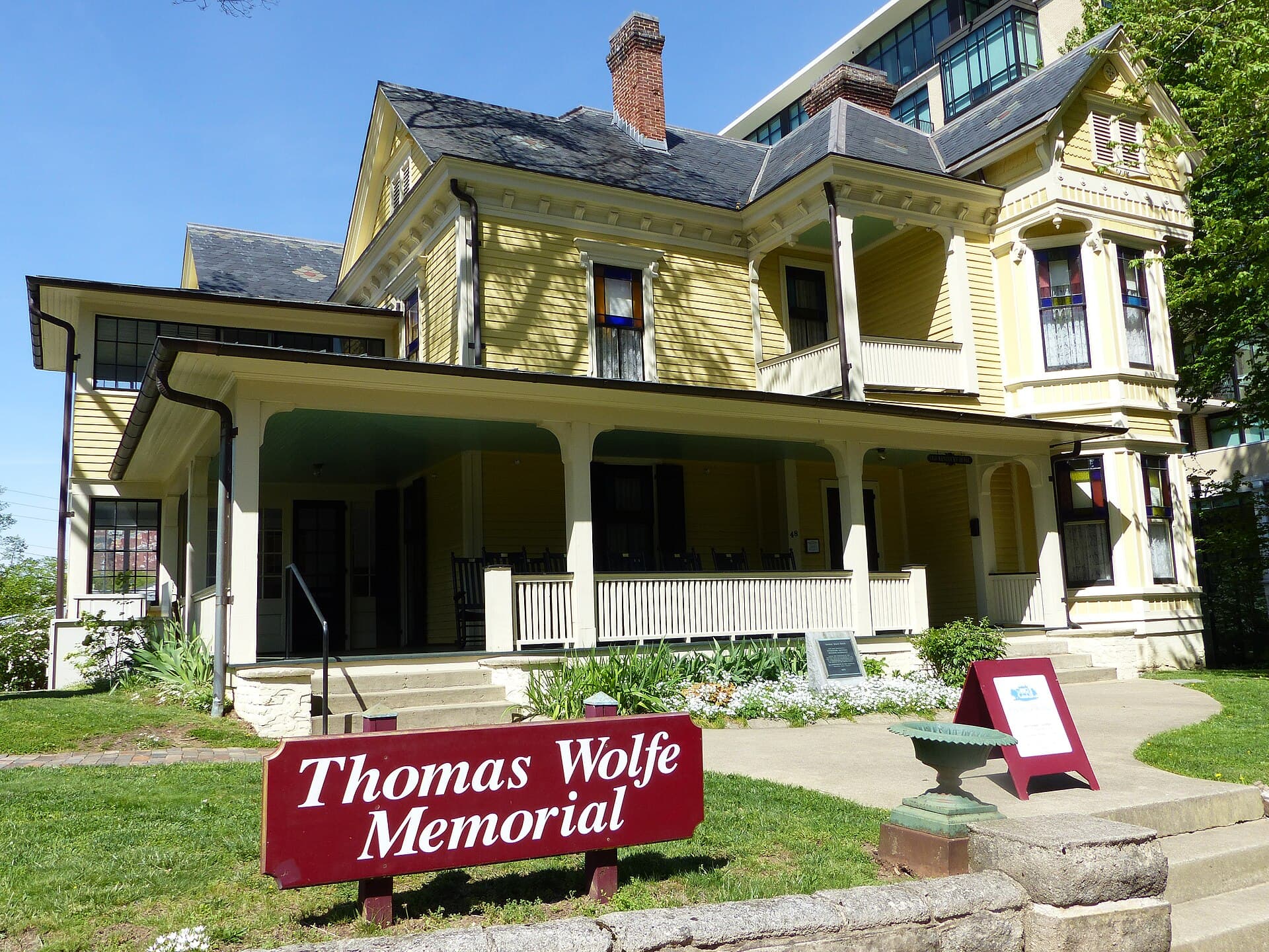 Thomas Wolfe Memorial — Wikimedia Commons