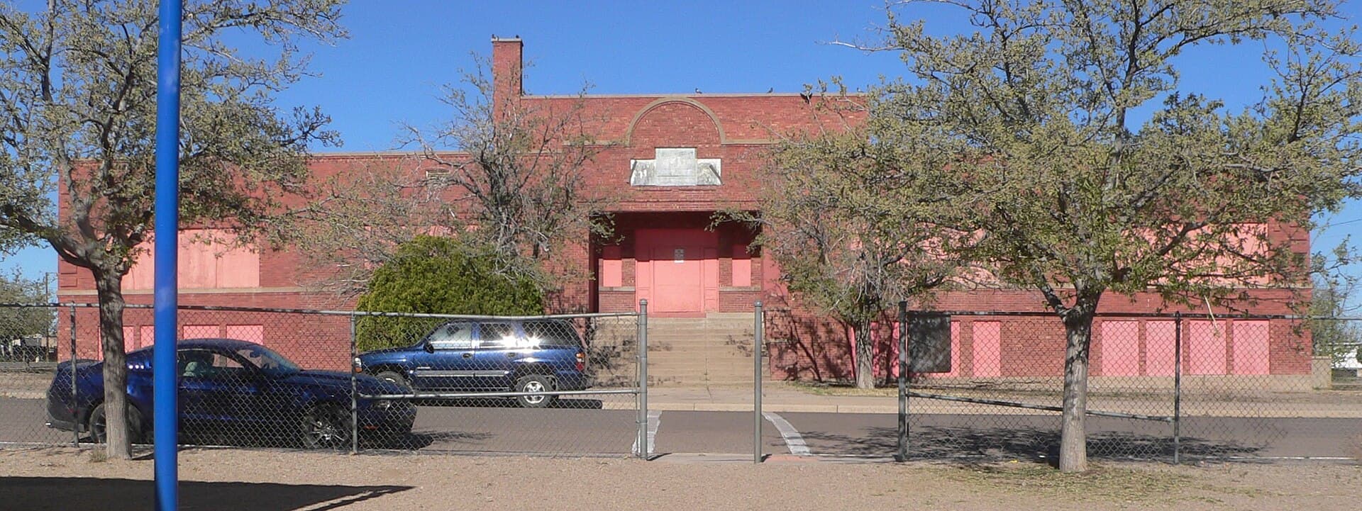 Lordsburg High School — Wikimedia Commons