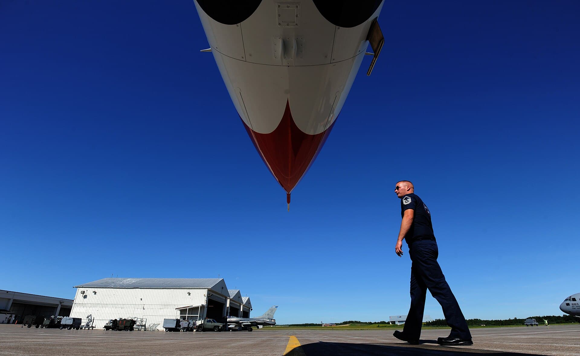 United States Air Force Thunderbirds — Wikimedia Commons