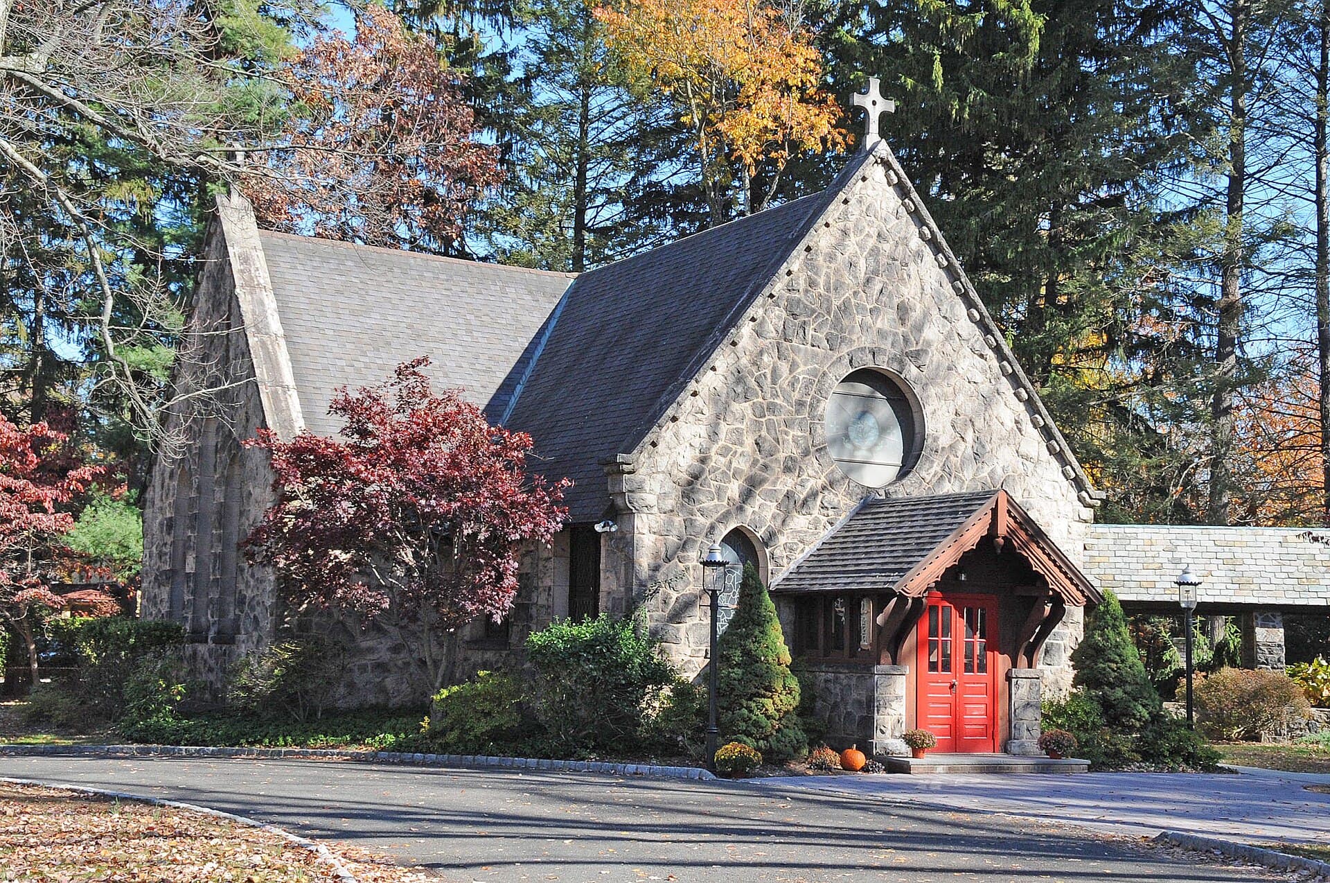 Church of the Holy Communion — Wikimedia Commons