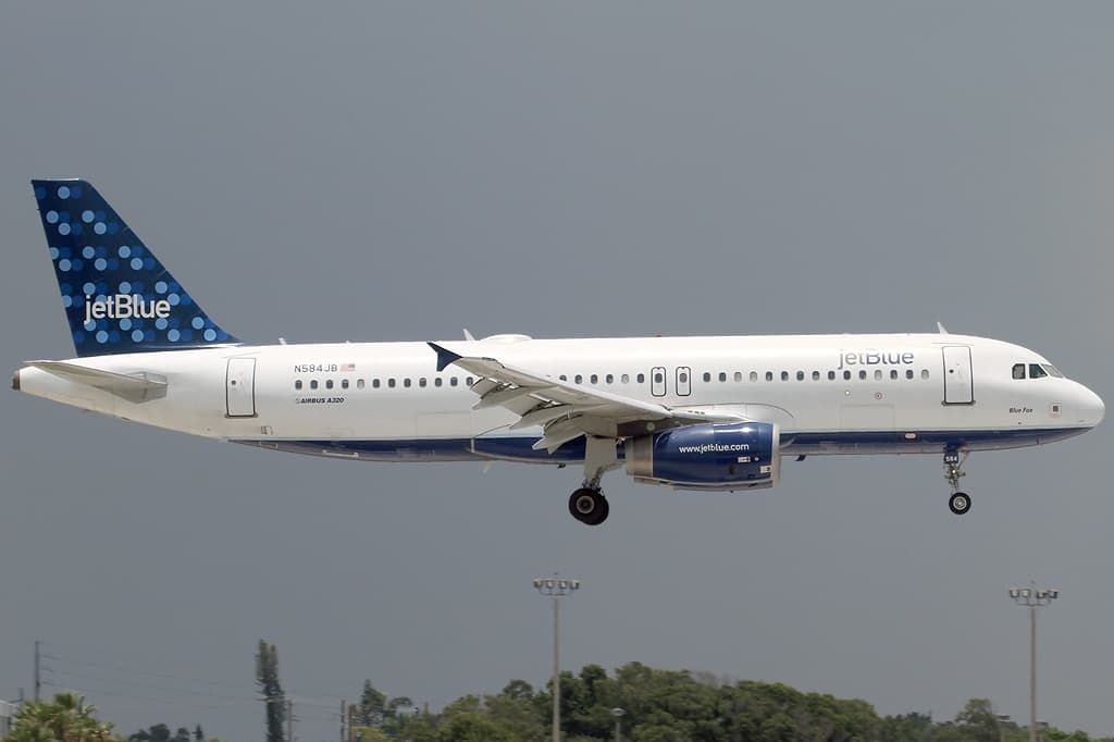 JetBlue — Wikimedia Commons