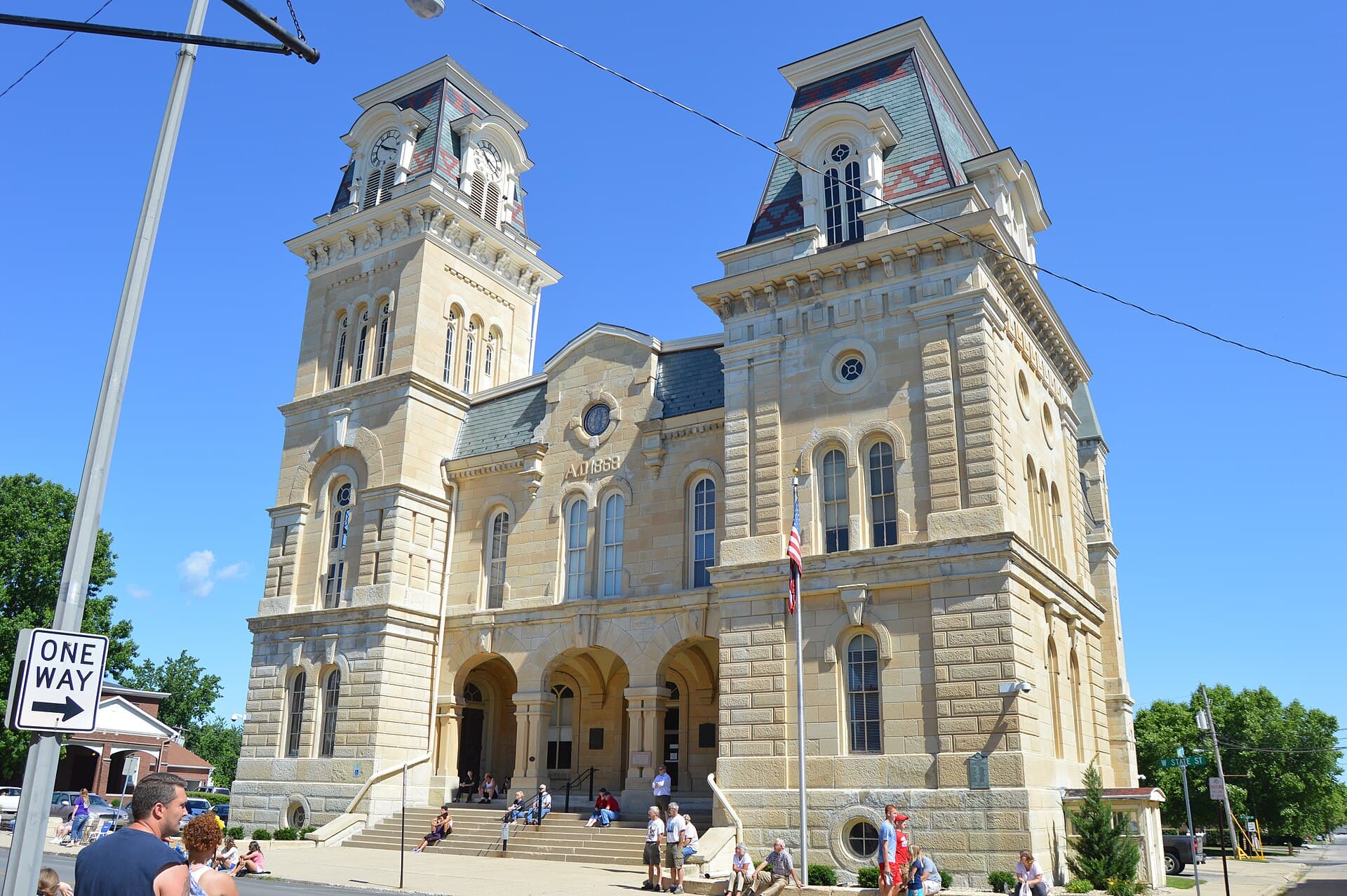 Morgan County Courthouse — Wikimedia Commons