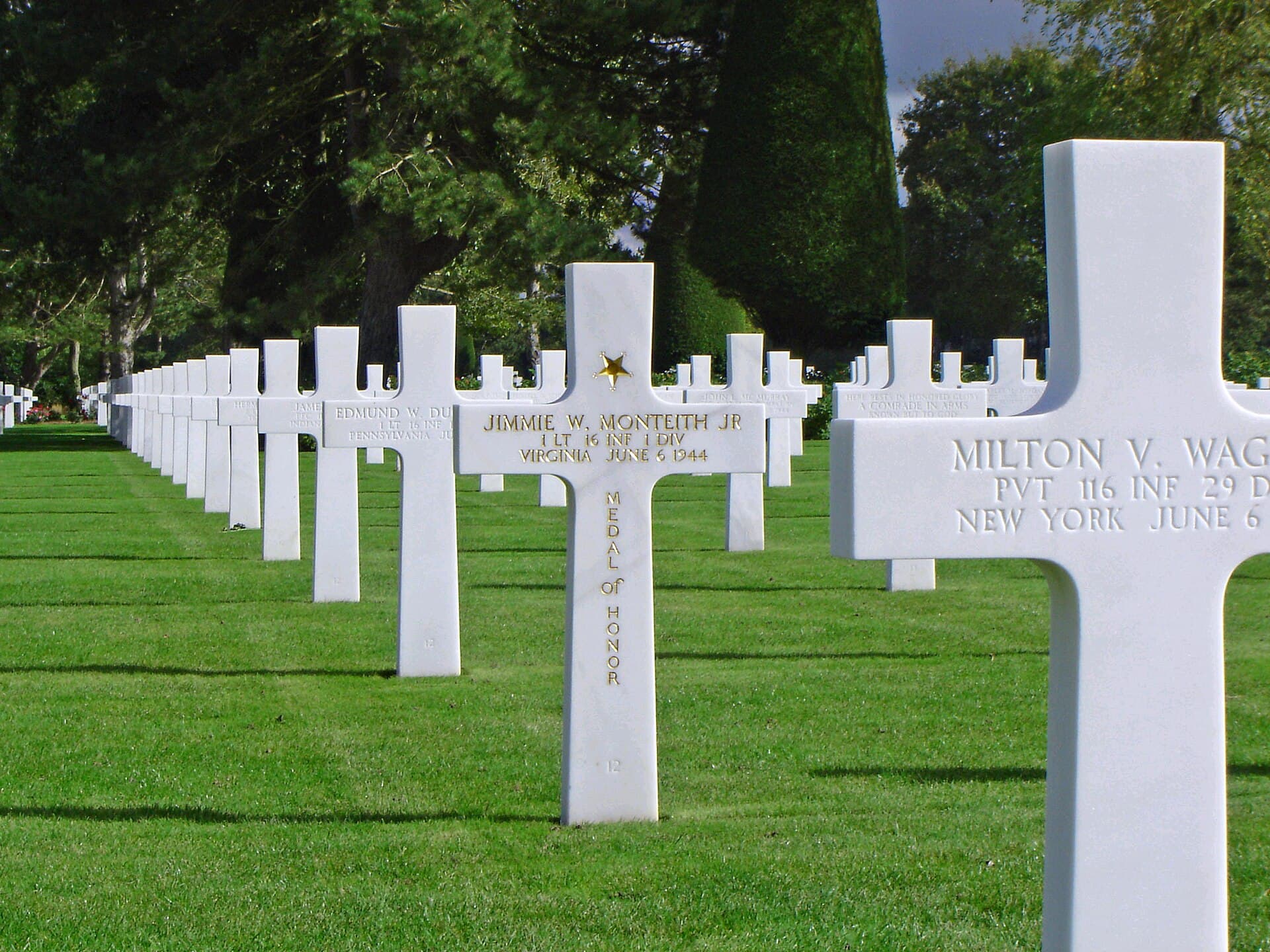 Normandy American Cemetery and Memorial — Wikimedia Commons