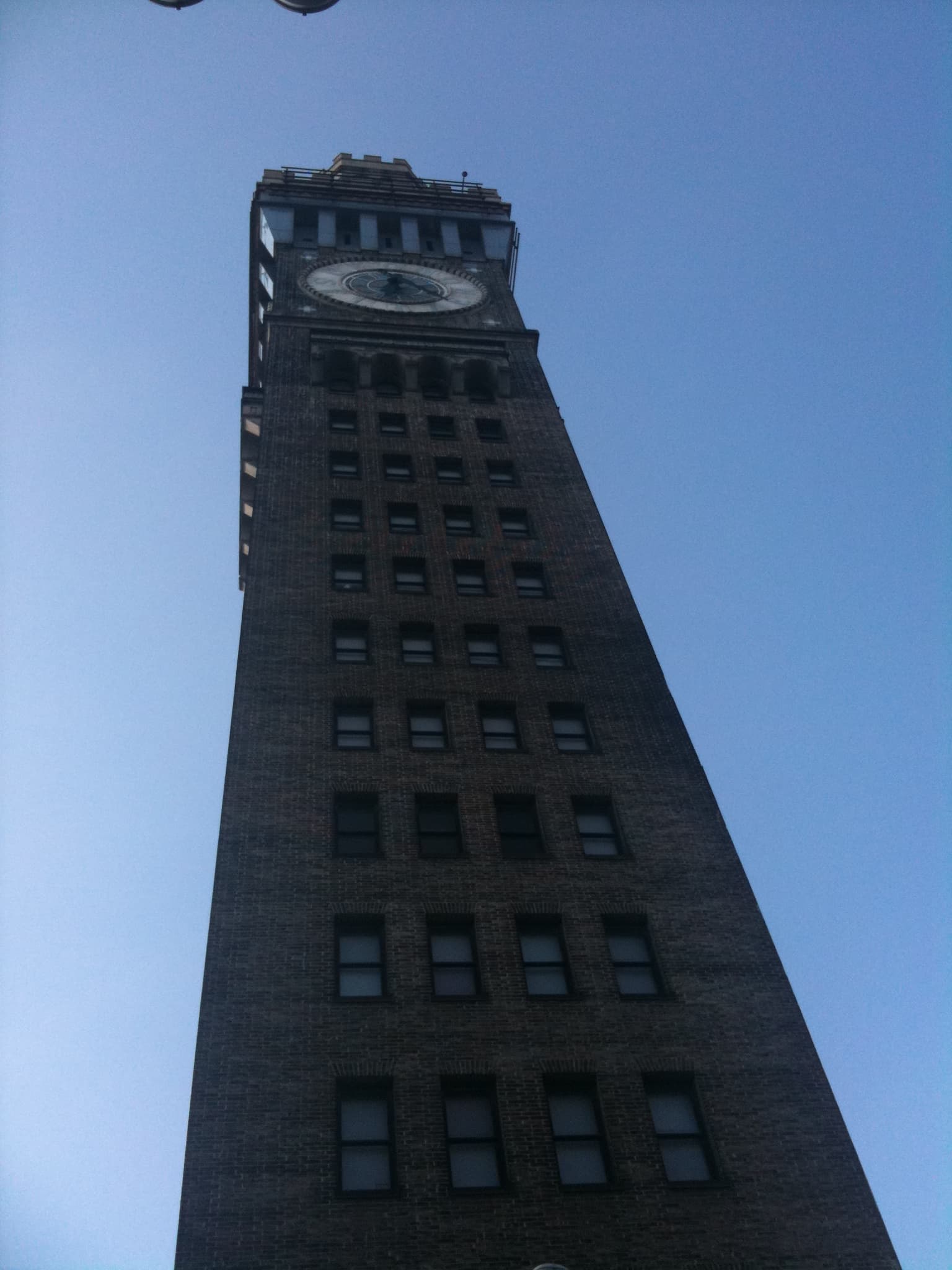 Bromo Seltzer Arts Tower — Wikimedia Commons