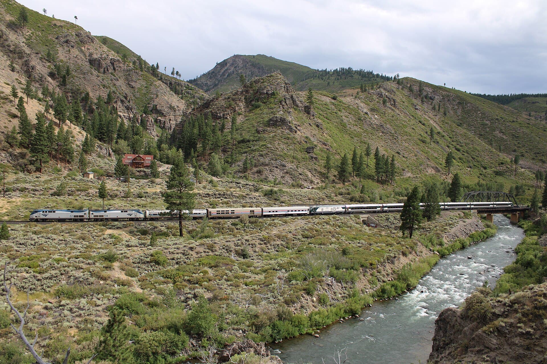 Amtrak Cascades — Wikimedia Commons