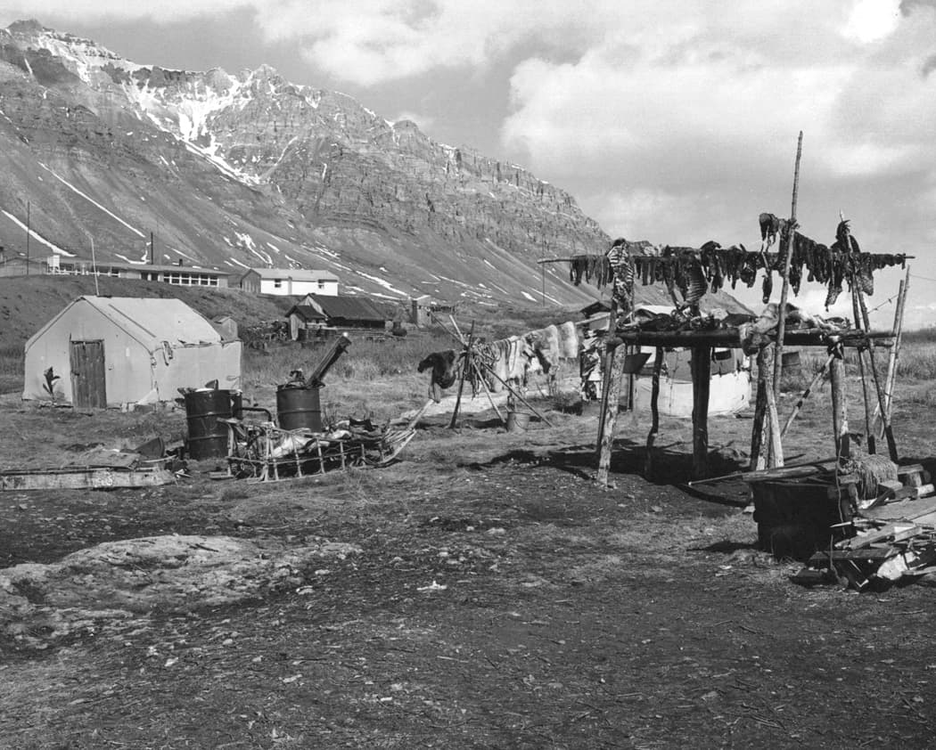 Anaktuvuk Pass — Wikimedia Commons