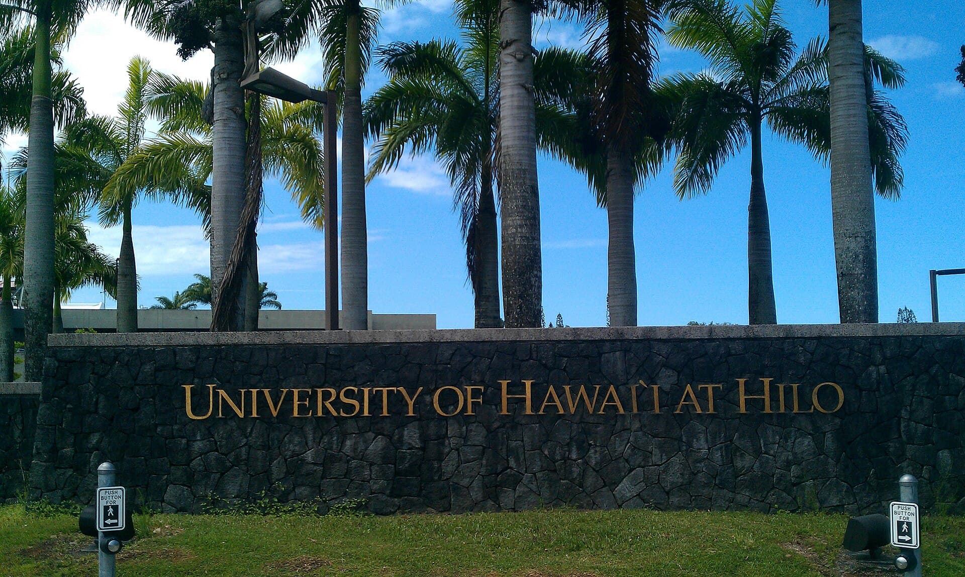 University of Hawaii — Wikimedia Commons