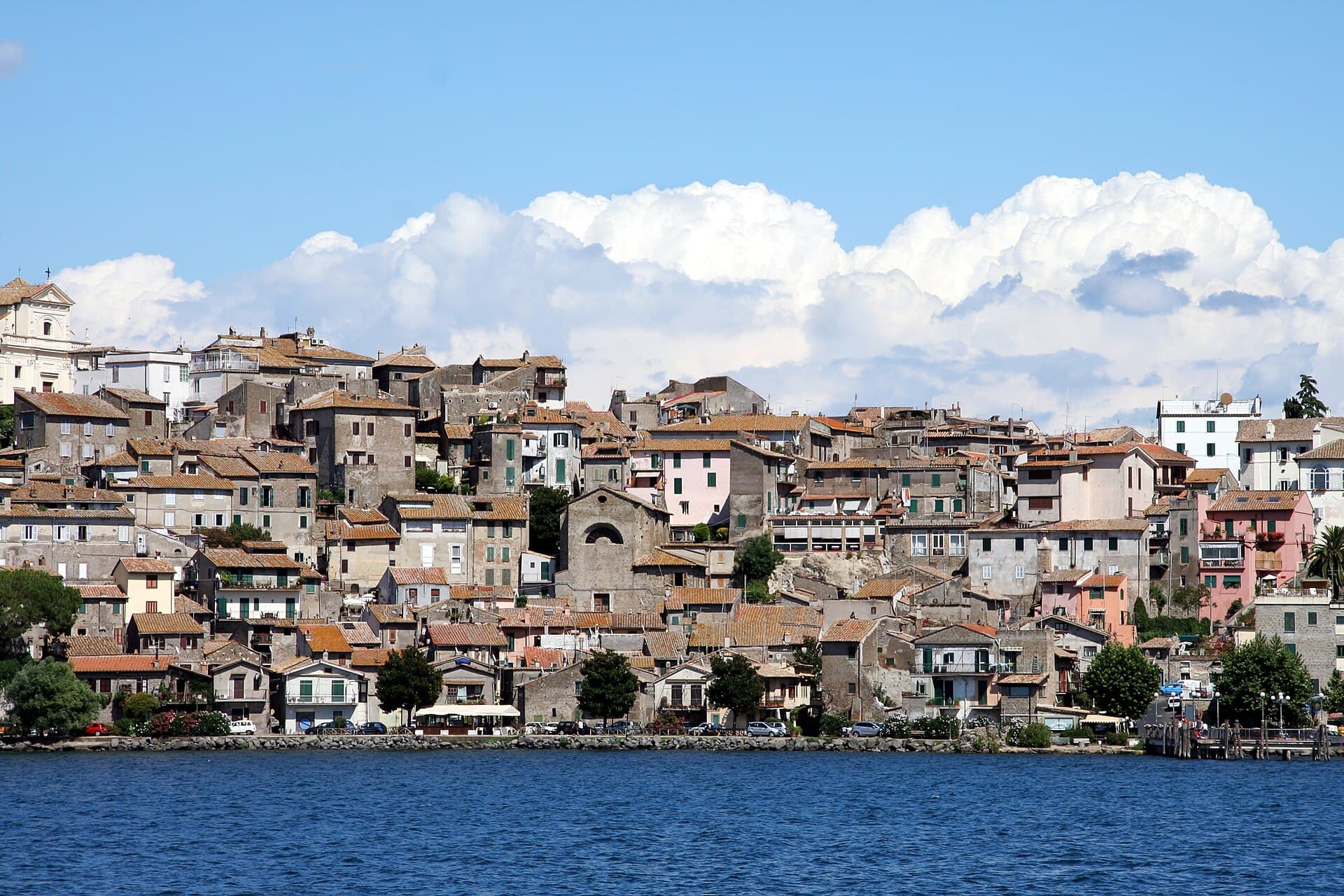Italy — Wikimedia Commons