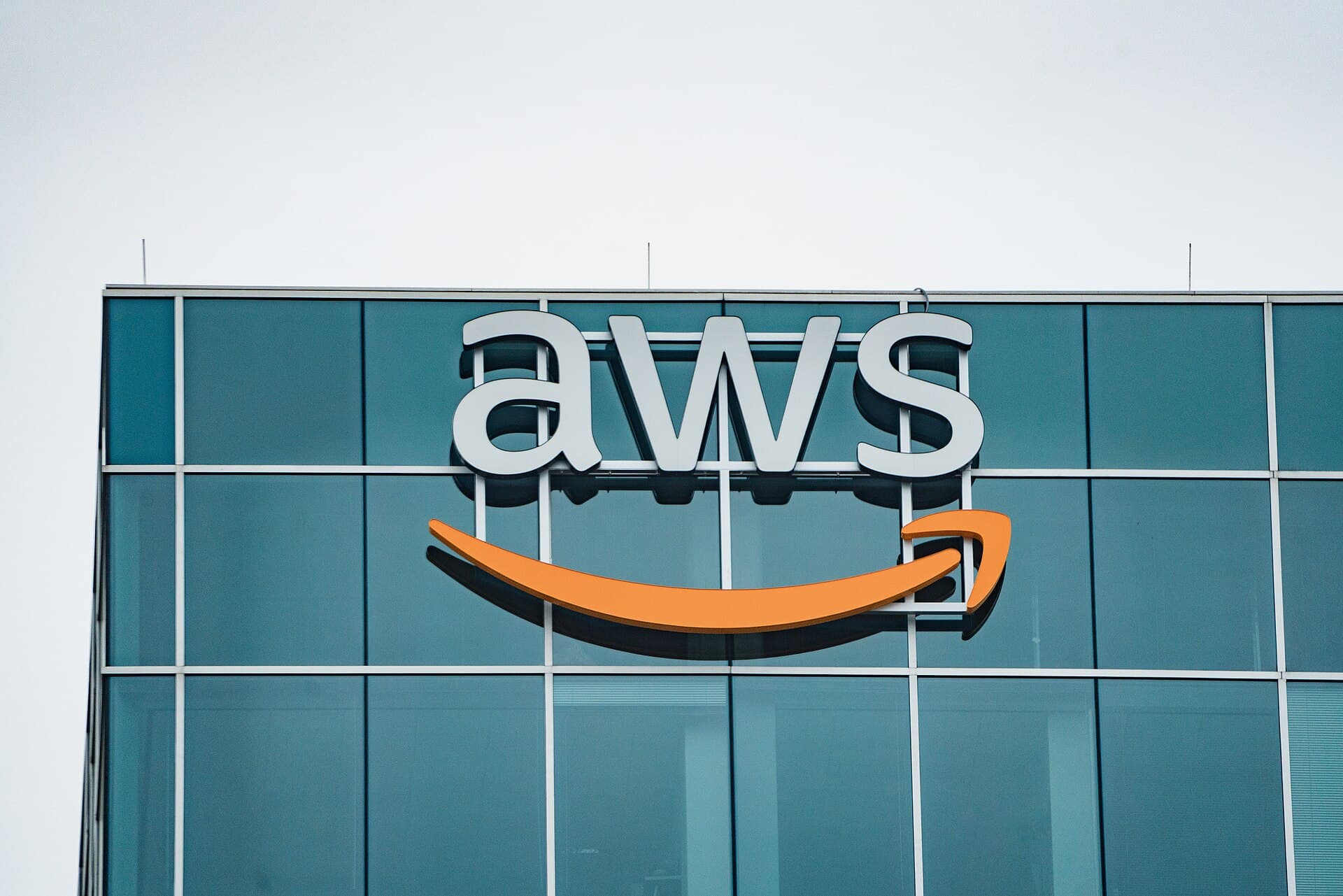 Amazon — Wikimedia Commons