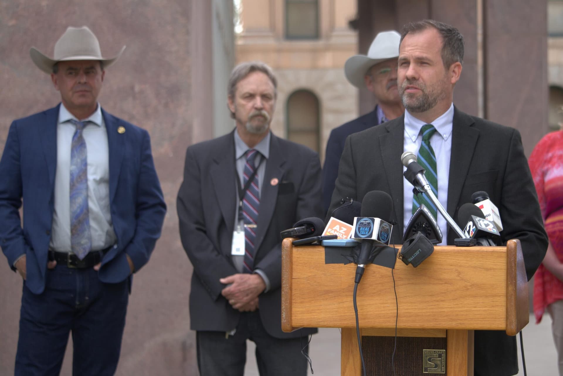 FBI Seizes Arizona Senate's 2020 Election Audit Records in Federal Probe