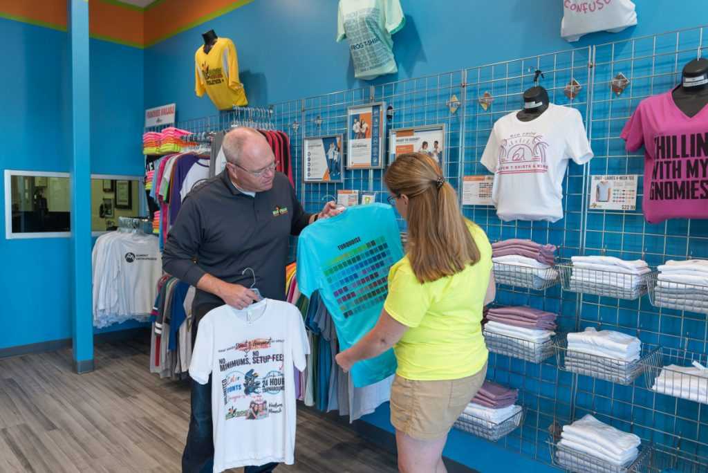Big Frog Custom T‑Shirts & More Opens New Charleston Location — Localized Custom Apparel Grows