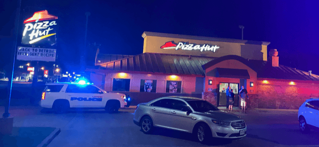 Pizza Hut Workers' Guide to Handling Robbery and Violent Incidents
