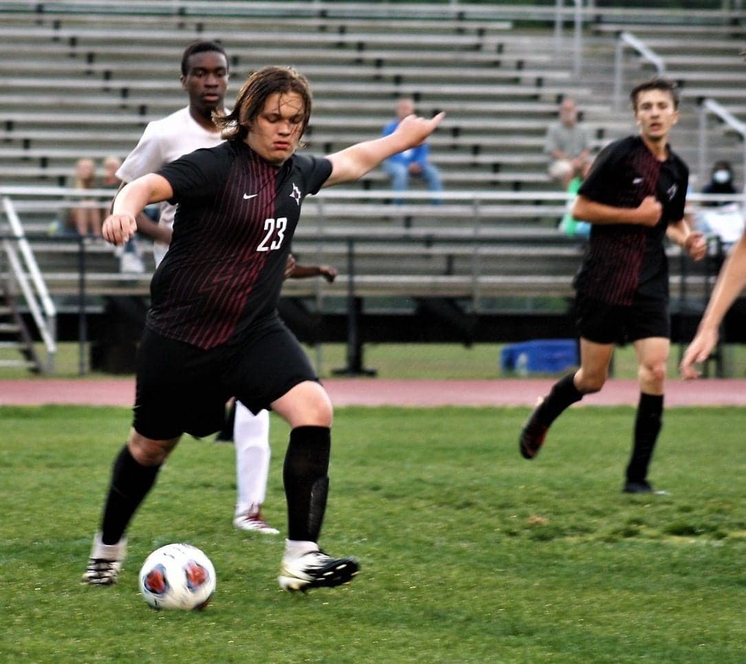 Bamberg-Ehrhardt Red Raiders Edge Bethune-Bowman 4-3 in High-Scoring Clash