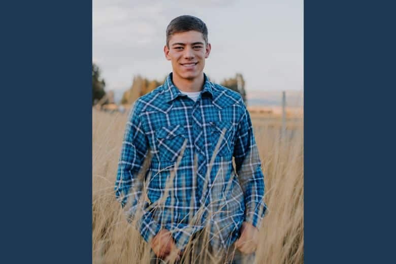 Union County Farm Bureau awards scholarship to La Grande student