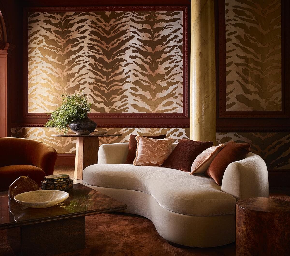 Fromental and Harris Reed Debut a First-Ever Hand-Painted Wallcovering Collection