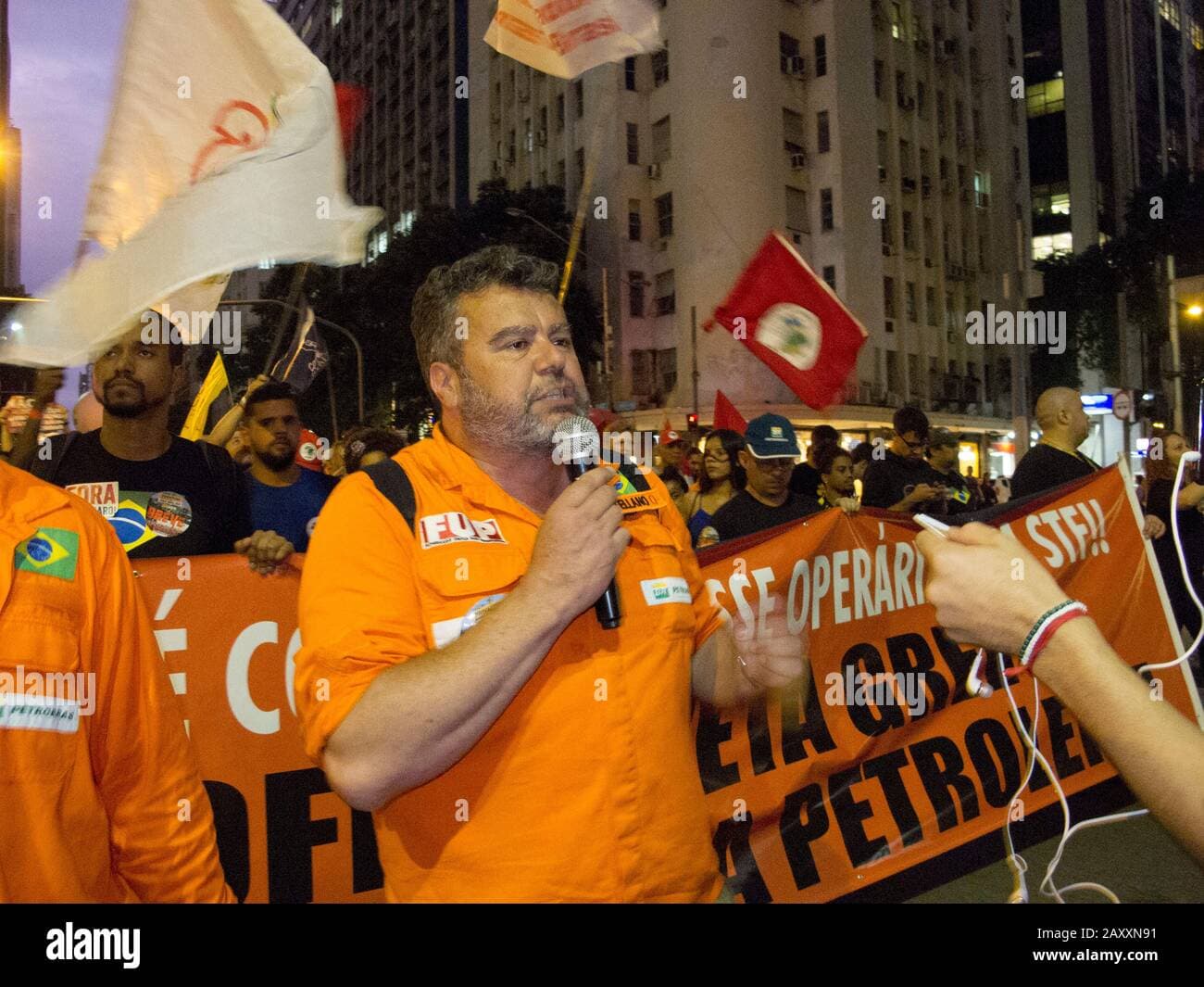 Petrobras oil workers, led by FUP, set nationwide strike starting Dec. 15