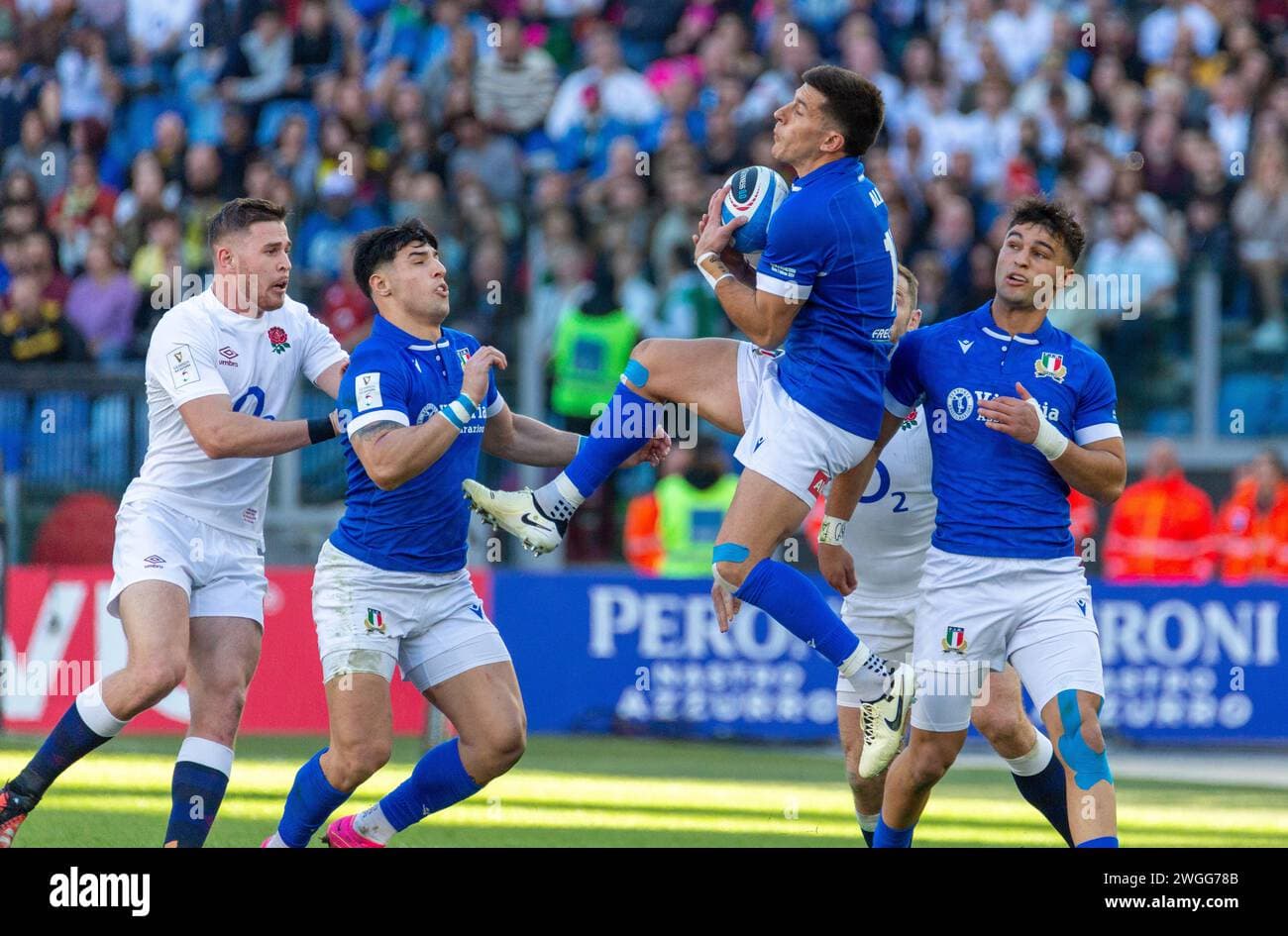 Italy stun England 23-18 in Rome in historic Six Nations first