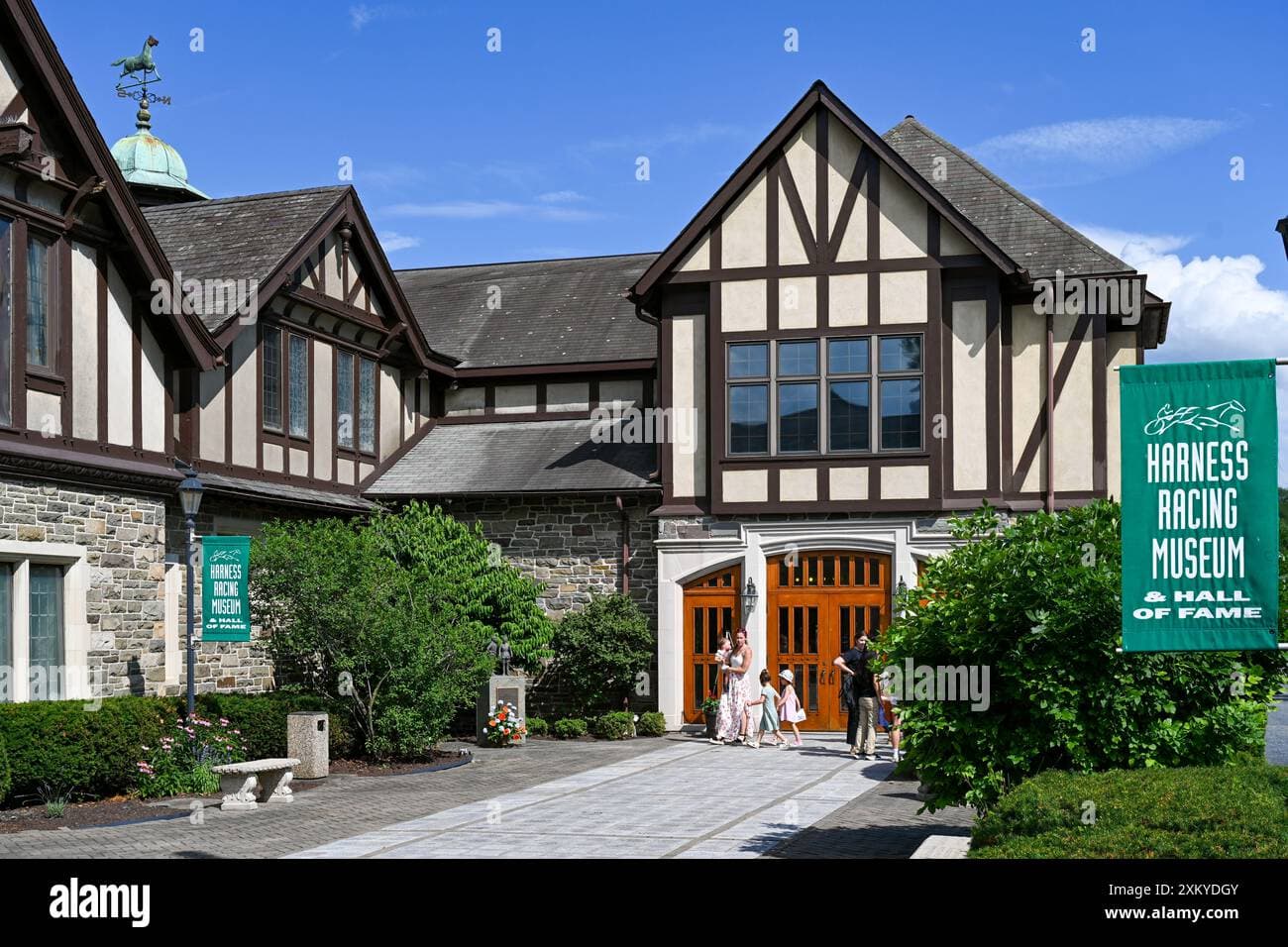 Holiday Craft Event at Harness Racing Museum Draws Families