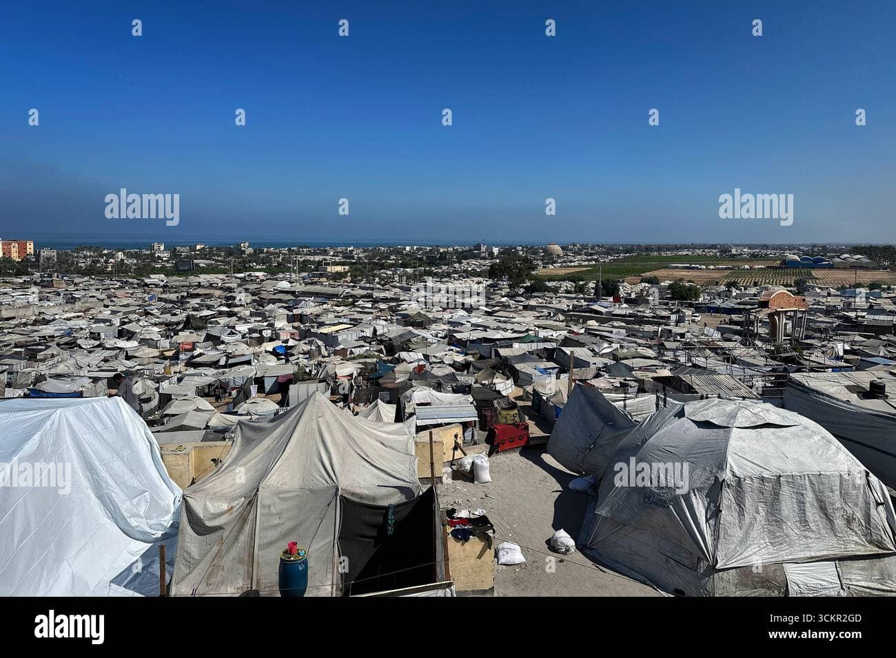 Torrential rains flood Gaza camps, displaced families face dire crisis