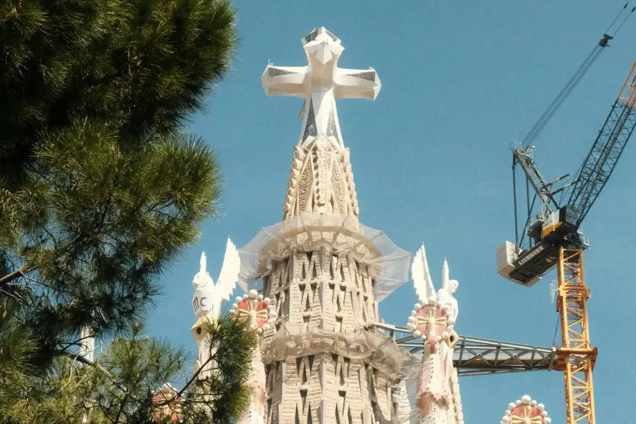 Barcelona's Sagrada Família nears completion for Gaudí centenary
