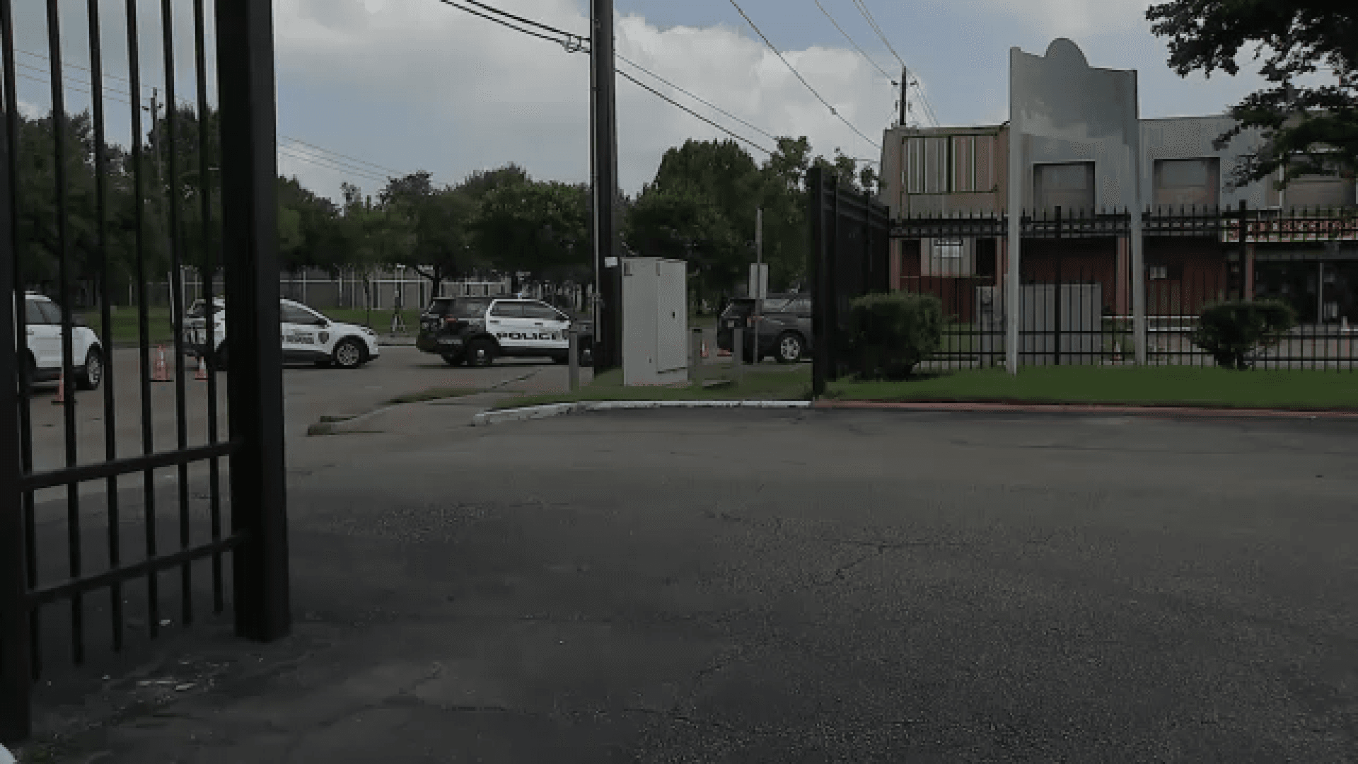Houston woman charged in murder after man dragged two blocks