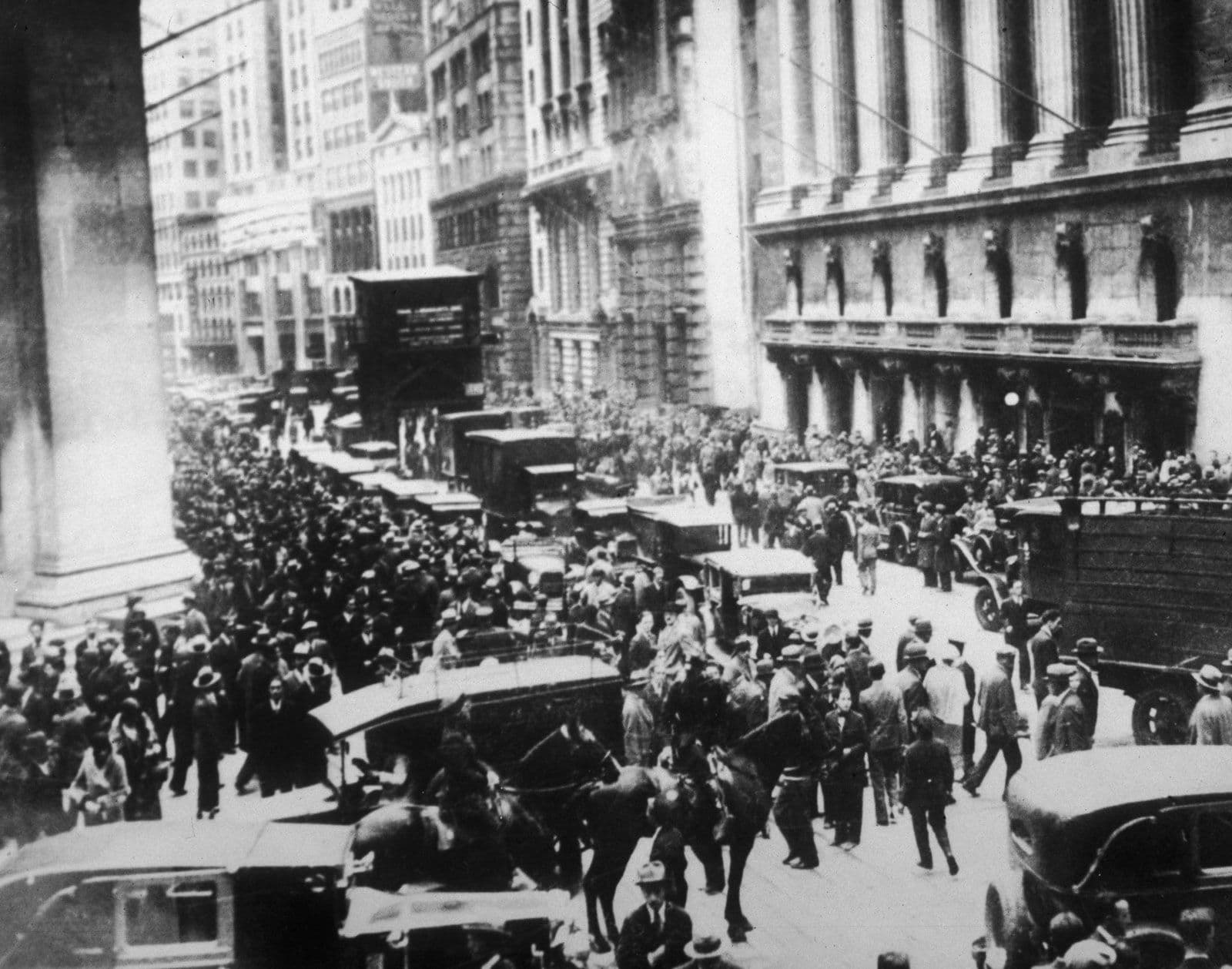 Wall Street's 1929 crash warns of today's AI bubble fears