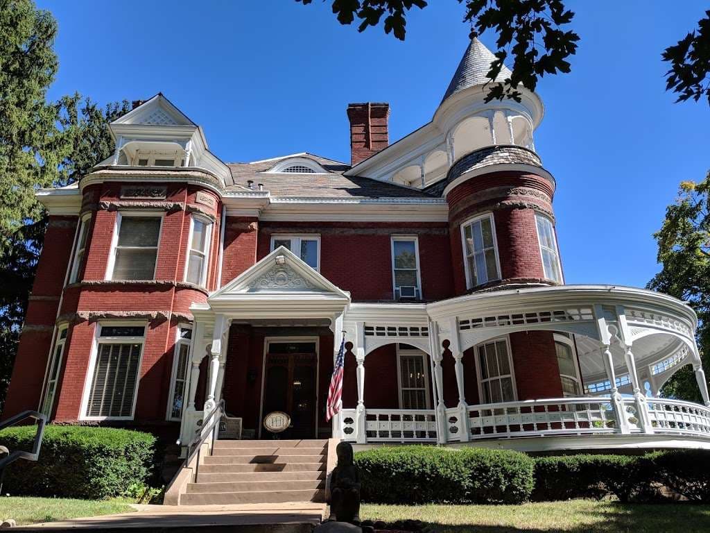 Muchnic Art Gallery showcases Atchison's Victorian-era wealth and craft