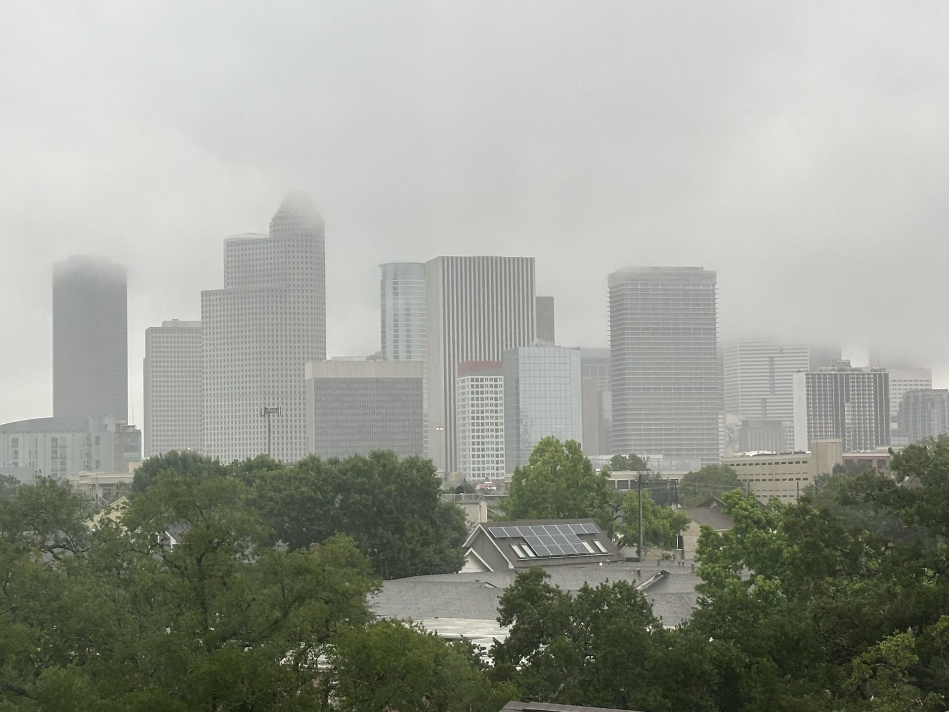 Harris County faces flood warning as heavy rain swamps roads
