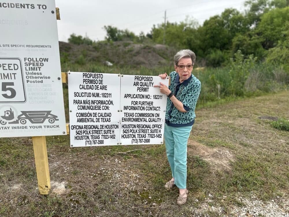 Harris County residents oppose concrete batch plant permit near Jersey Village