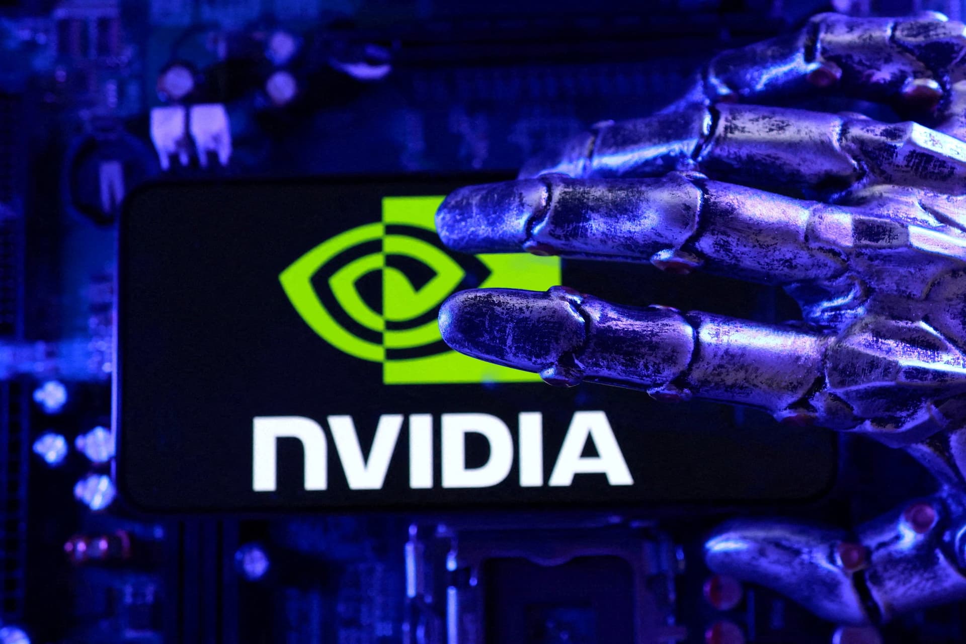 U.S. allows minimal Nvidia H200 chip shipments to China, Hong Kong