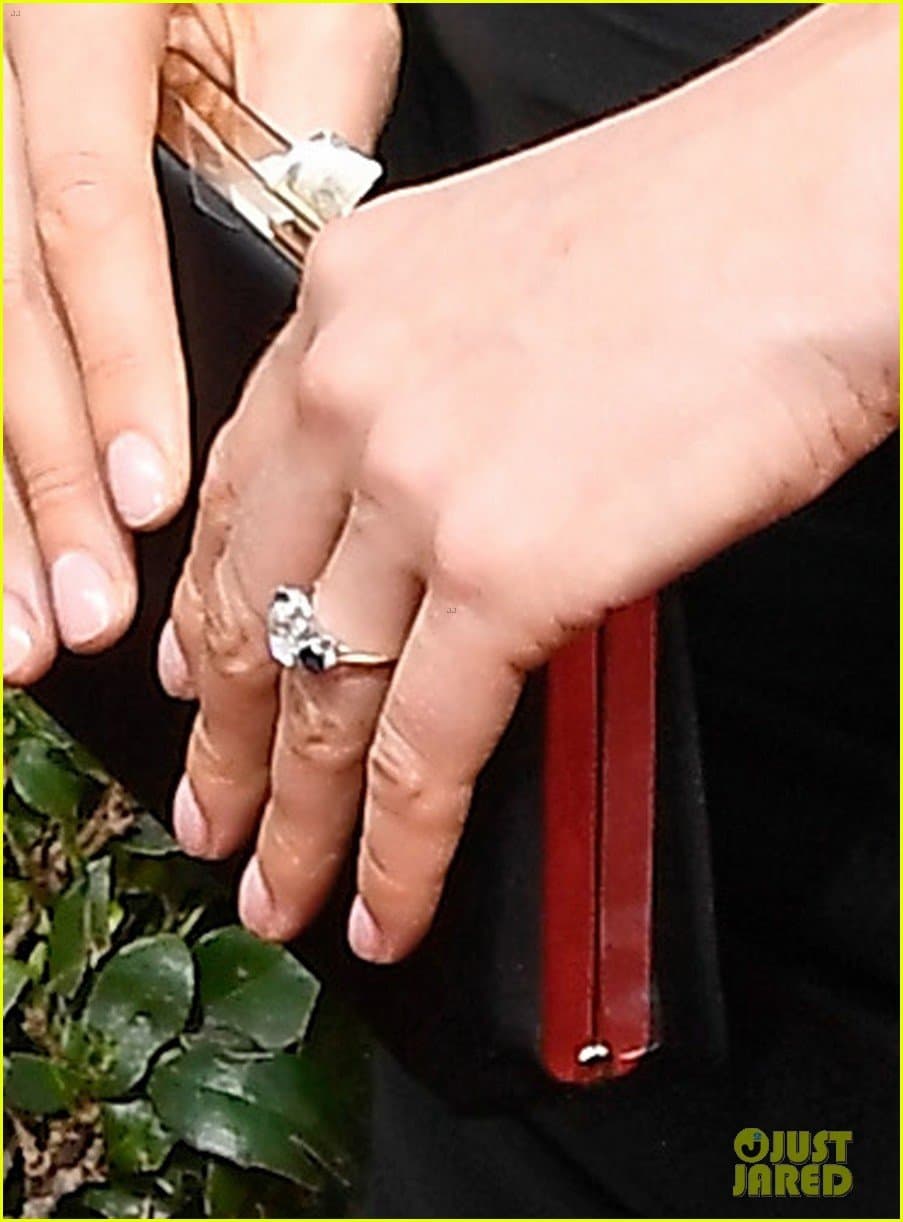 Caitríona Balfe Reveals Her Most Meaningful Jewelry and Husband's Push Gift