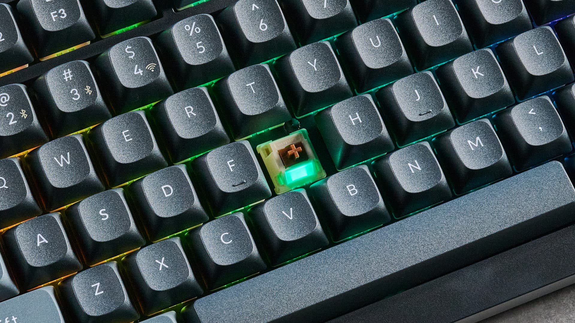 Keychron V3 Ultra 8K Earns Editor's Choice for Customization and Battery Life