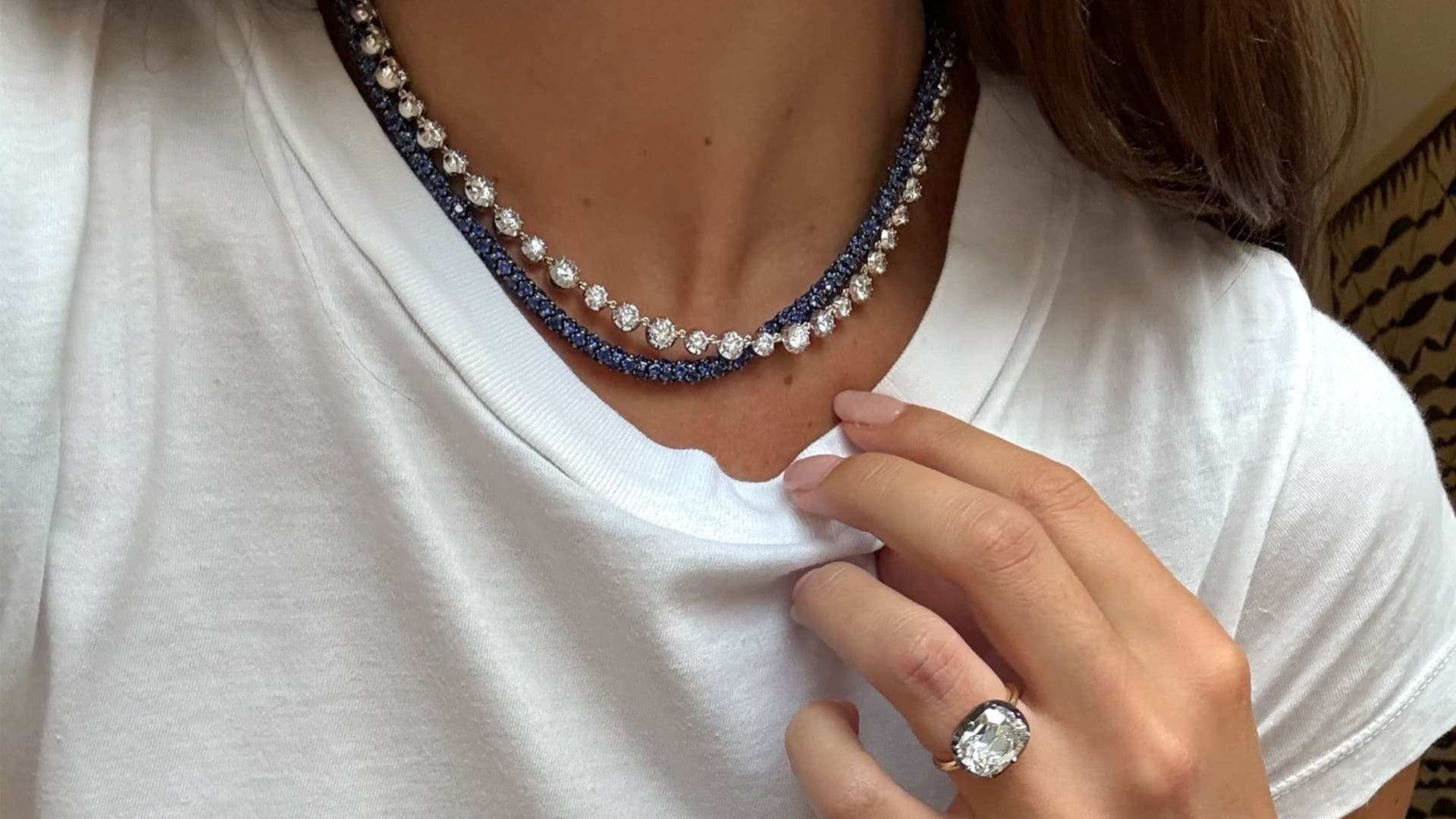 Couture jewelry trends point to colorful gemstones and versatile layering
