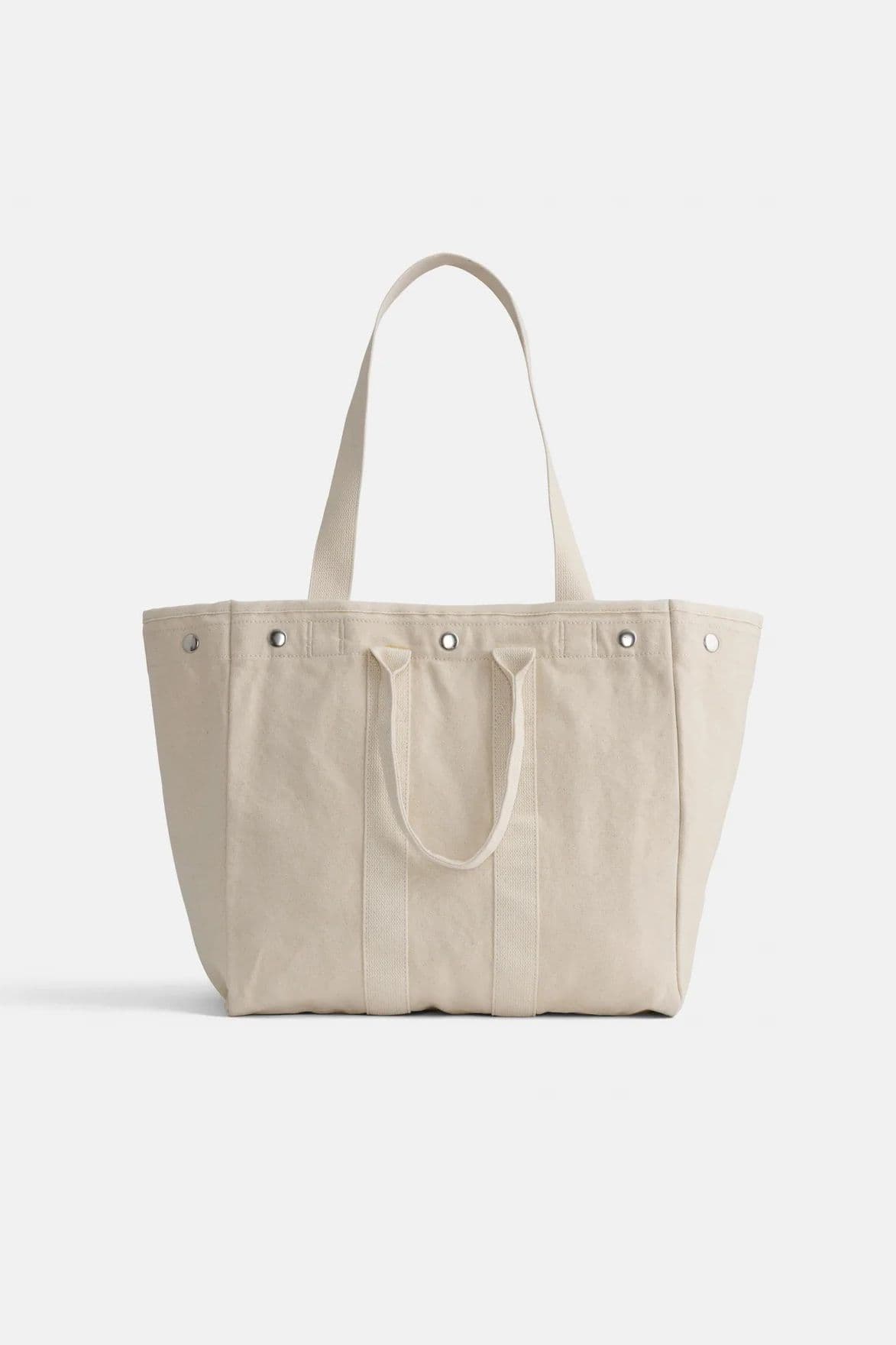 Coastal grandmother beach bag essentials for a polished summer day