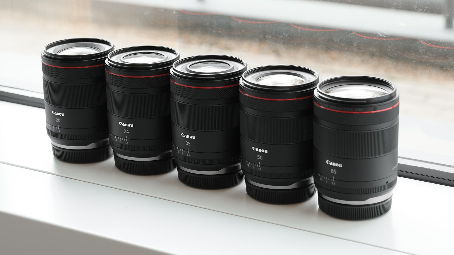 Canon Plans 6 to 8 New RF Lenses Per Year, Boosting APS-C Ecosystem