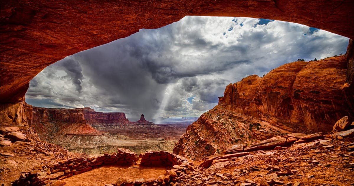 Canyonlands fees and permits page helps plan legal, affordable visits