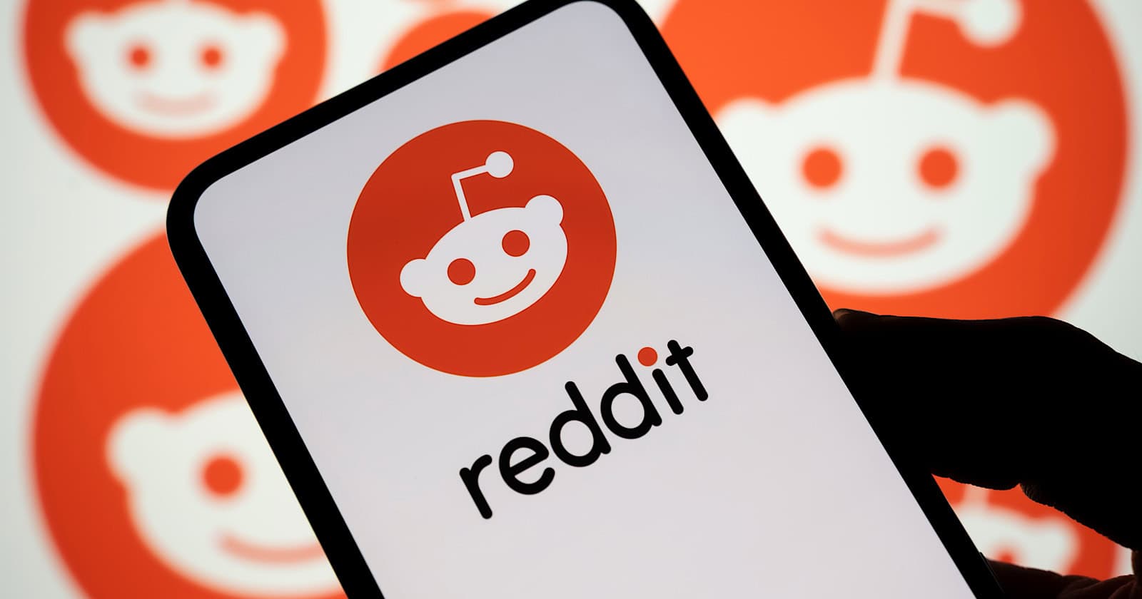 Reddit content powers AI, Huffman says human authenticity still matters