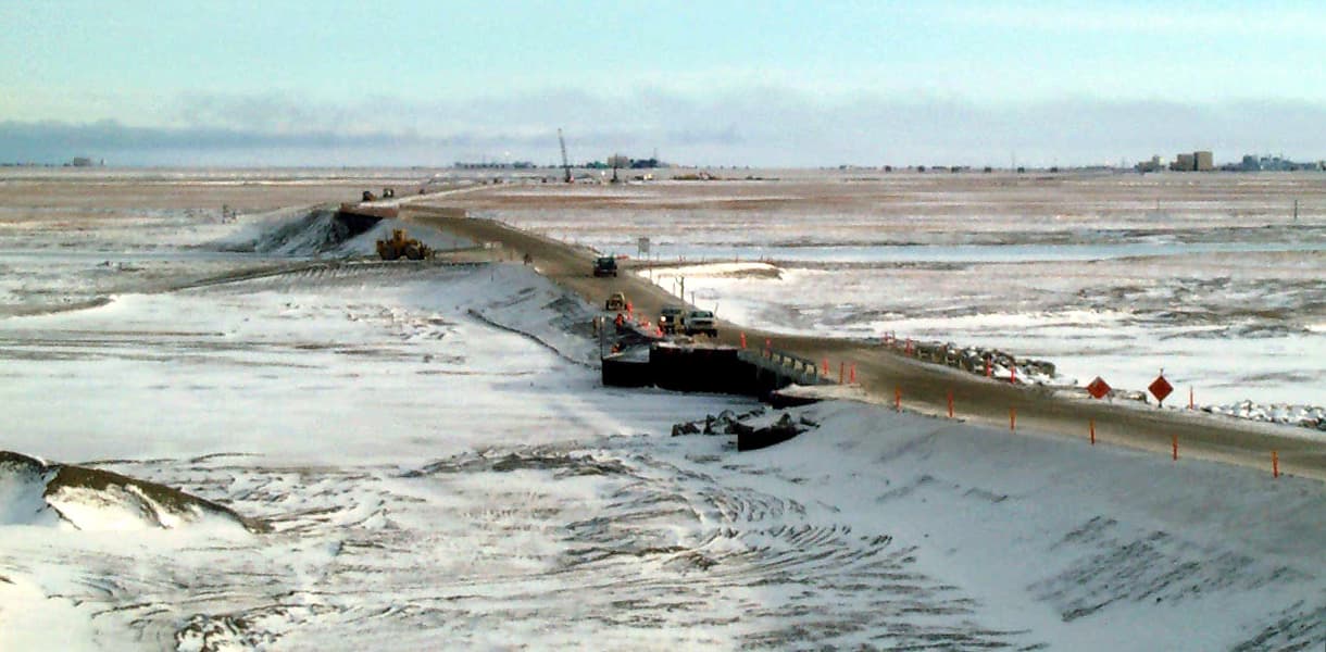 Snowmelt and rain raise North Slope rivers, travel hazards increase