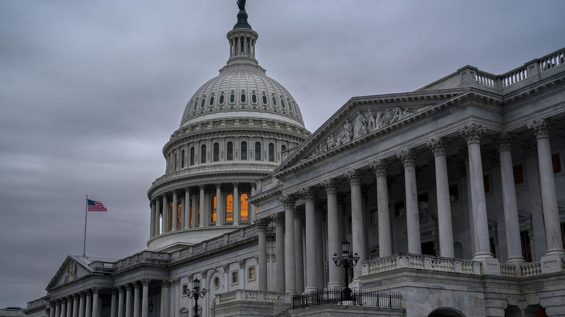 Senate Advances $1.66 Trillion Omnibus, Lawmakers Rush Deadline