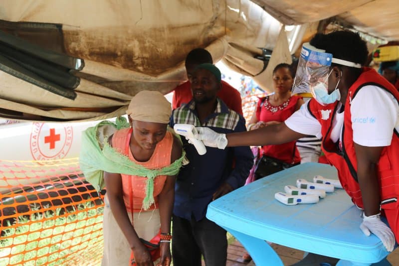 Deadly Ebola outbreak in Congo kills 87, no vaccine available