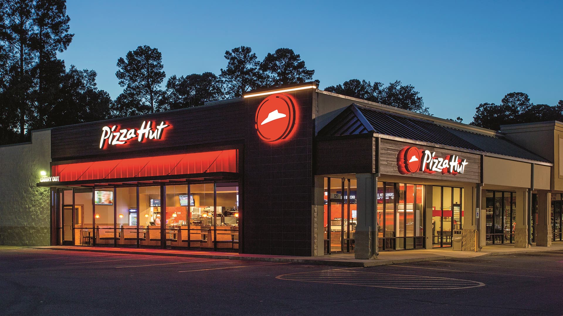 Pizza Hut franchisee sues over Dragontail rollout, claims $100 million losses