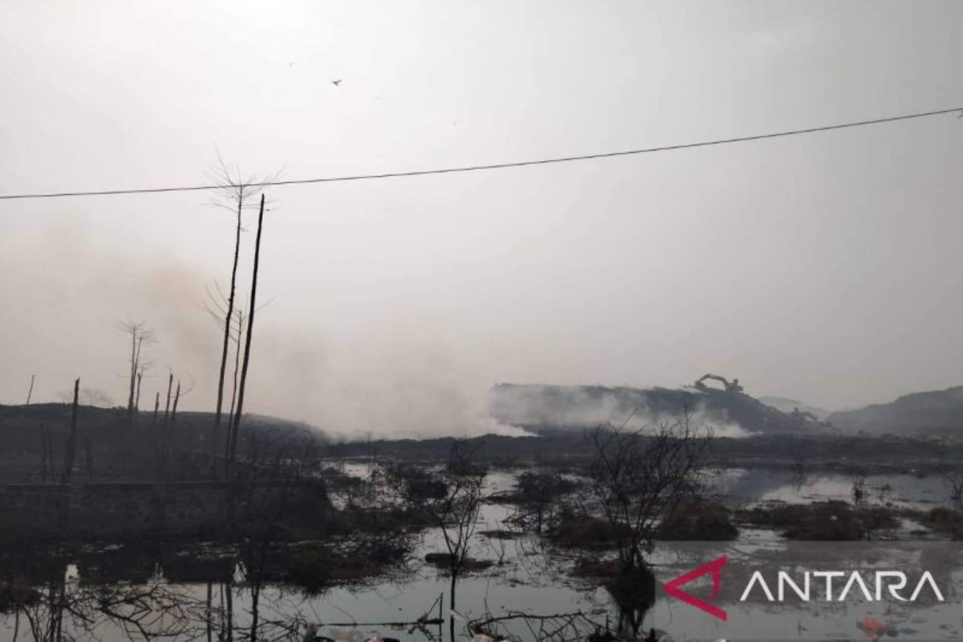 Toxic landfill fire near Jakarta sickens residents, forces evacuations