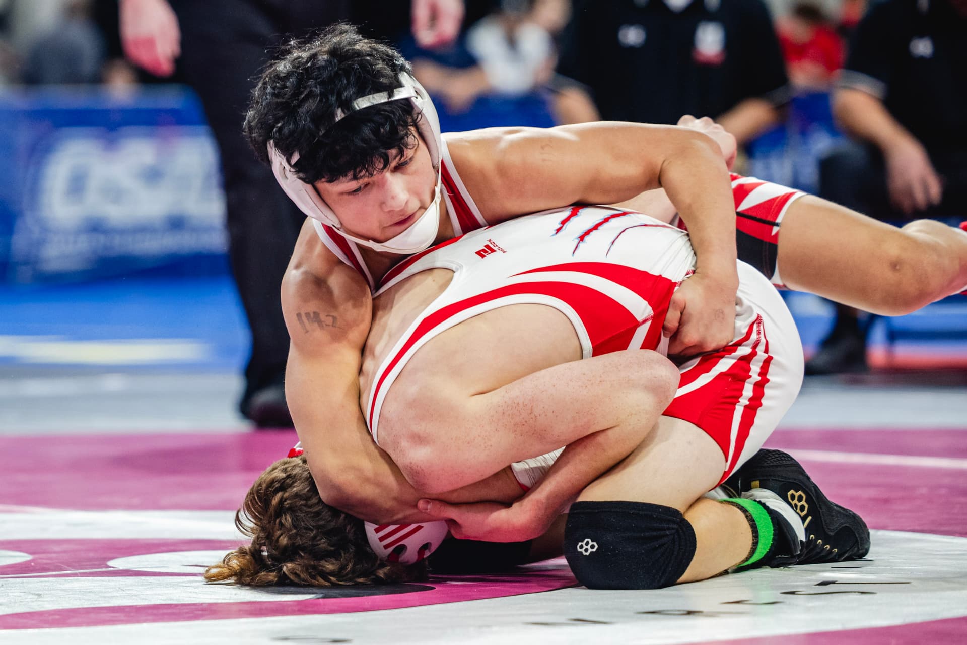 La Grande boys finish third at 2026 OSAA meet, two state champions