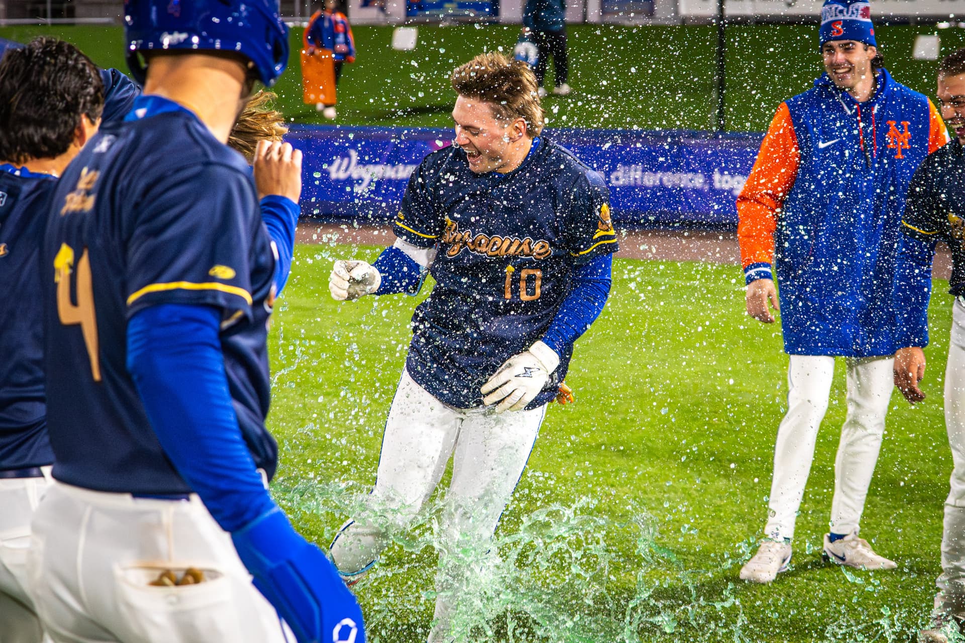 A.J. Ewing caps Syracuse comeback with walk-off win over Rochester